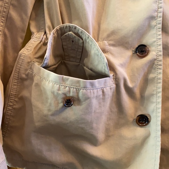 Banana Republic spring jacket. Button up with four pockets. Size 4 Khaki new - Picture 3 of 14
